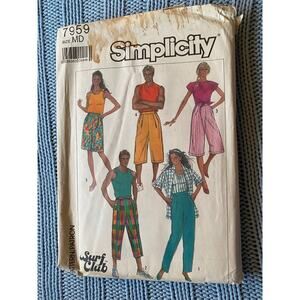 Simplicity 7959 short culottes pant pattern sz M